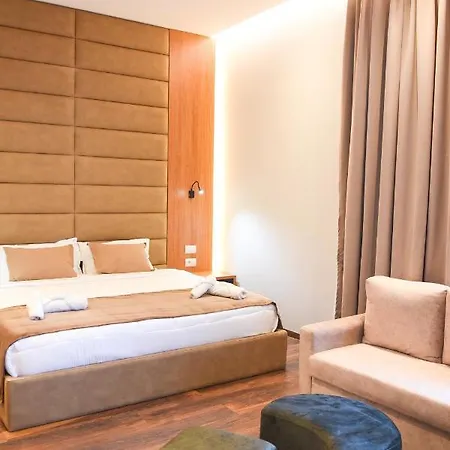 Padel Olivia's Hill 4*