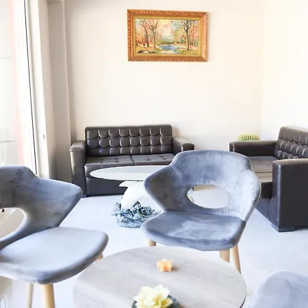 Szálloda Padel Olivia's Hill Kryemëdhej