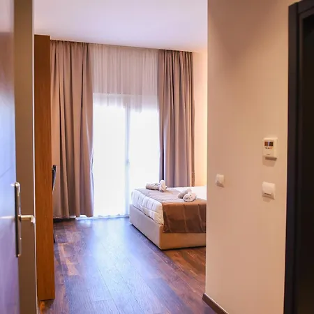 Padel Olivia's Hill 4* Kryemëdhej