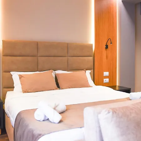 Padel Olivia's Hill Szálloda