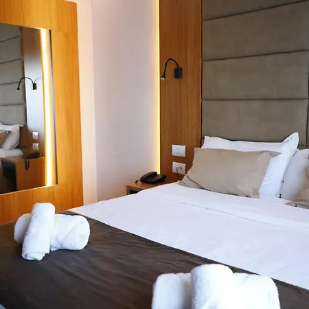 Padel Olivia's Hill 4*