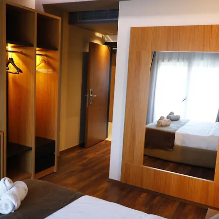 Padel Olivia's Hill 4* Kryemëdhej