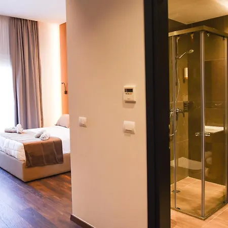 Padel Olivia's Hill 호텔 Kryemëdhej