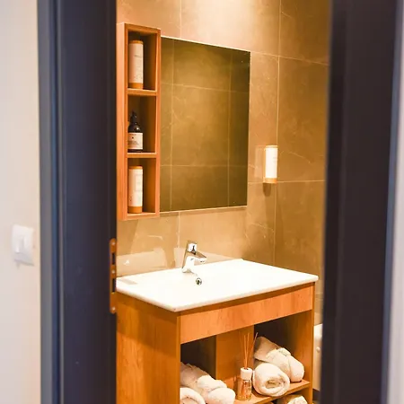 Padel Olivia's Hill فندق 4*