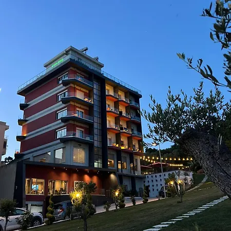 Hotel Padel Olivia's Hill 4*