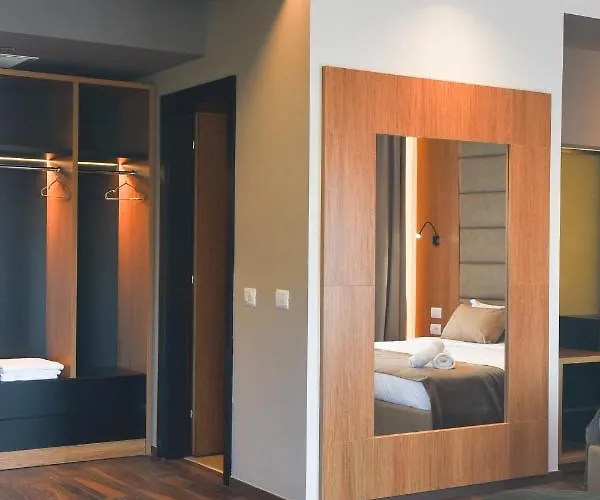 Olivia's Hill Hotel Kryemëdhej