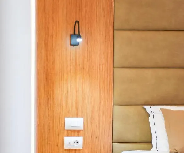 Hotel Olivia's Hill 4*