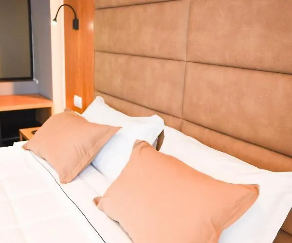 Olivia's Hill Hotel 4*