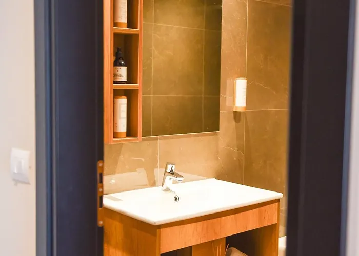 Olivia's Hill Hotel 4*